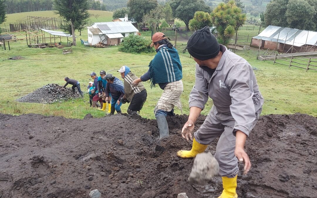 Cisterna de Agua para el vivero Yagualito